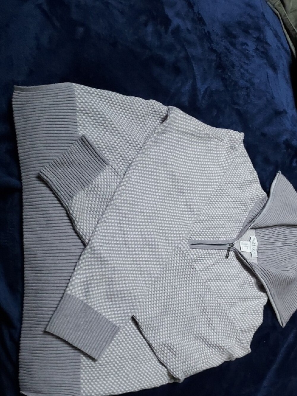 NWOT - Picture 4 of 6